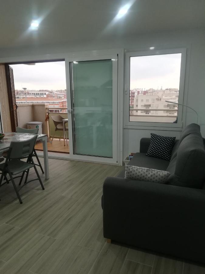 Apartamento Con Vistas, Entre Mar Y Montana Hospitalet De L'Infant Exterior photo